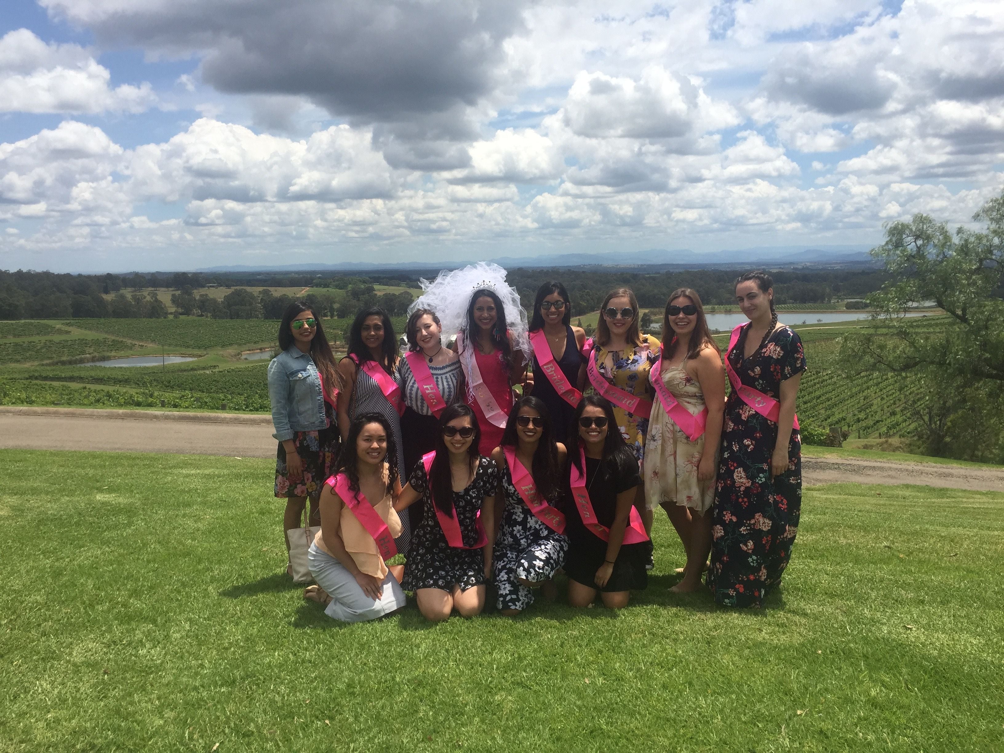 Hunter Valley Vineyard Group Bus Trips Image -5b1f2e46df341
